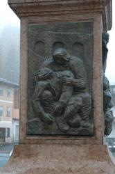 " Madre e Caduto" 